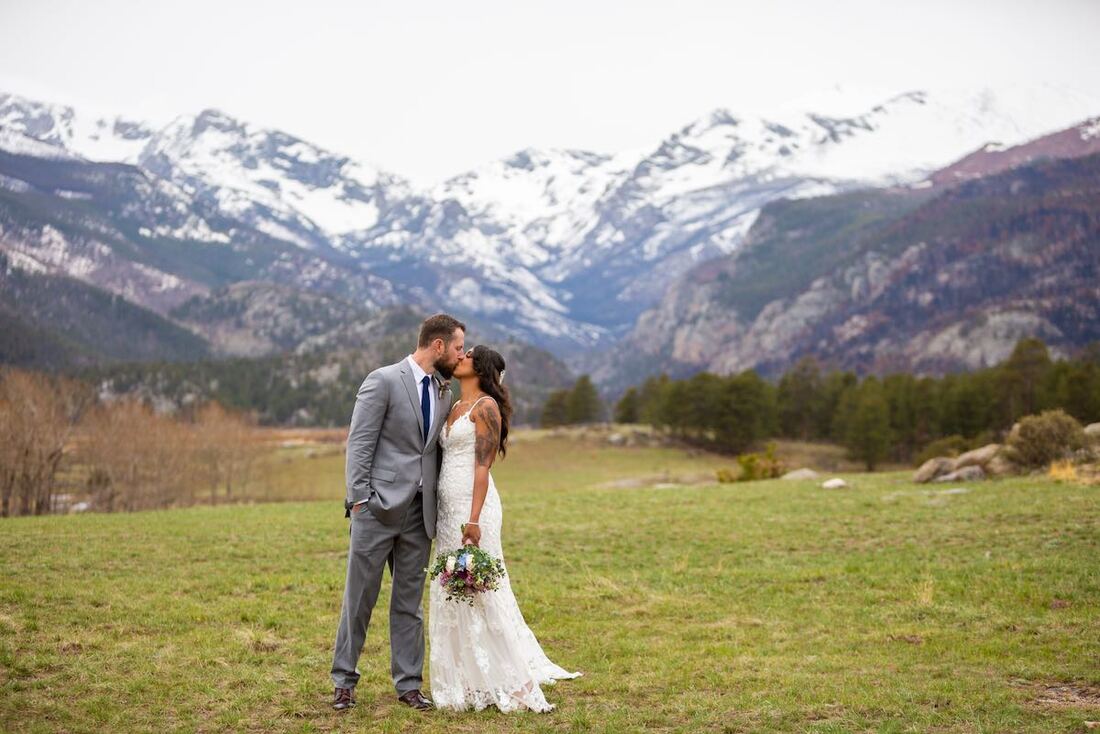 small mountain wedding