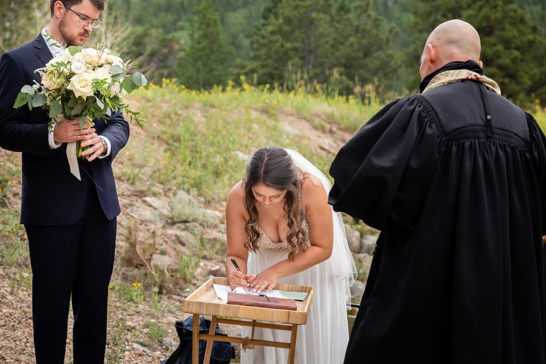 mountain wedding planner