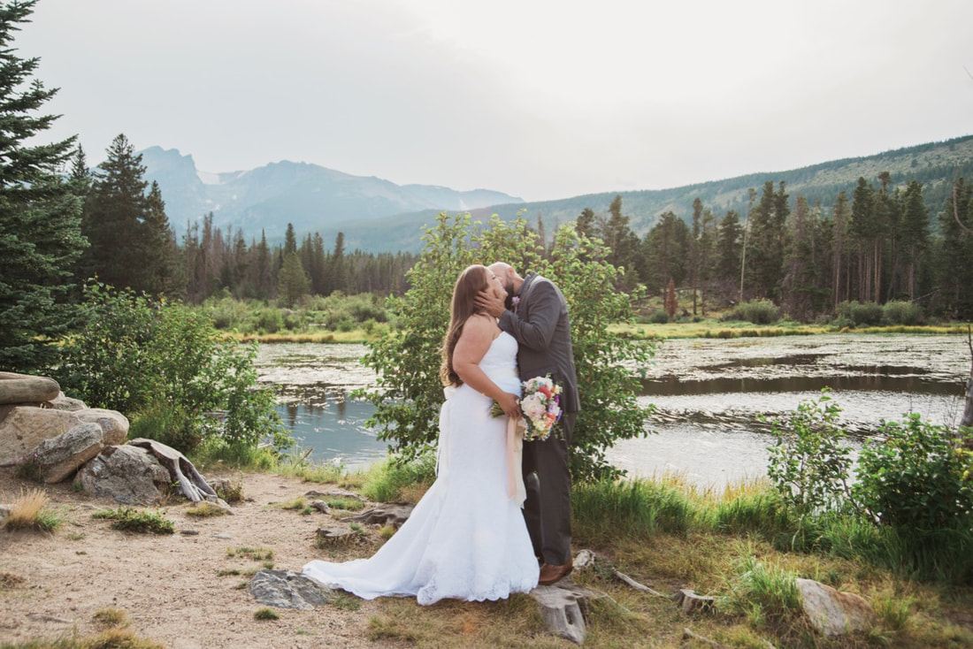 Sprague Lake in Rocky Mountain National Park elopement