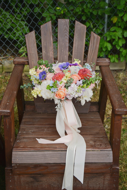 destination wedding in Colorado bouquet