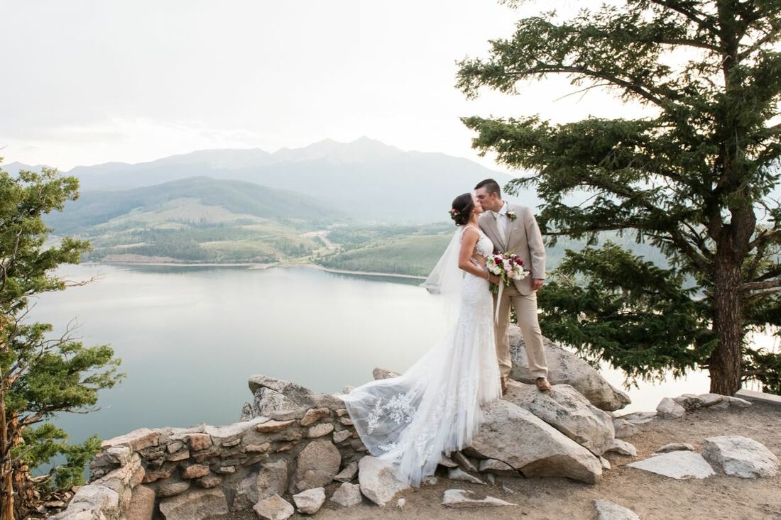 Sapphire Point elopement package