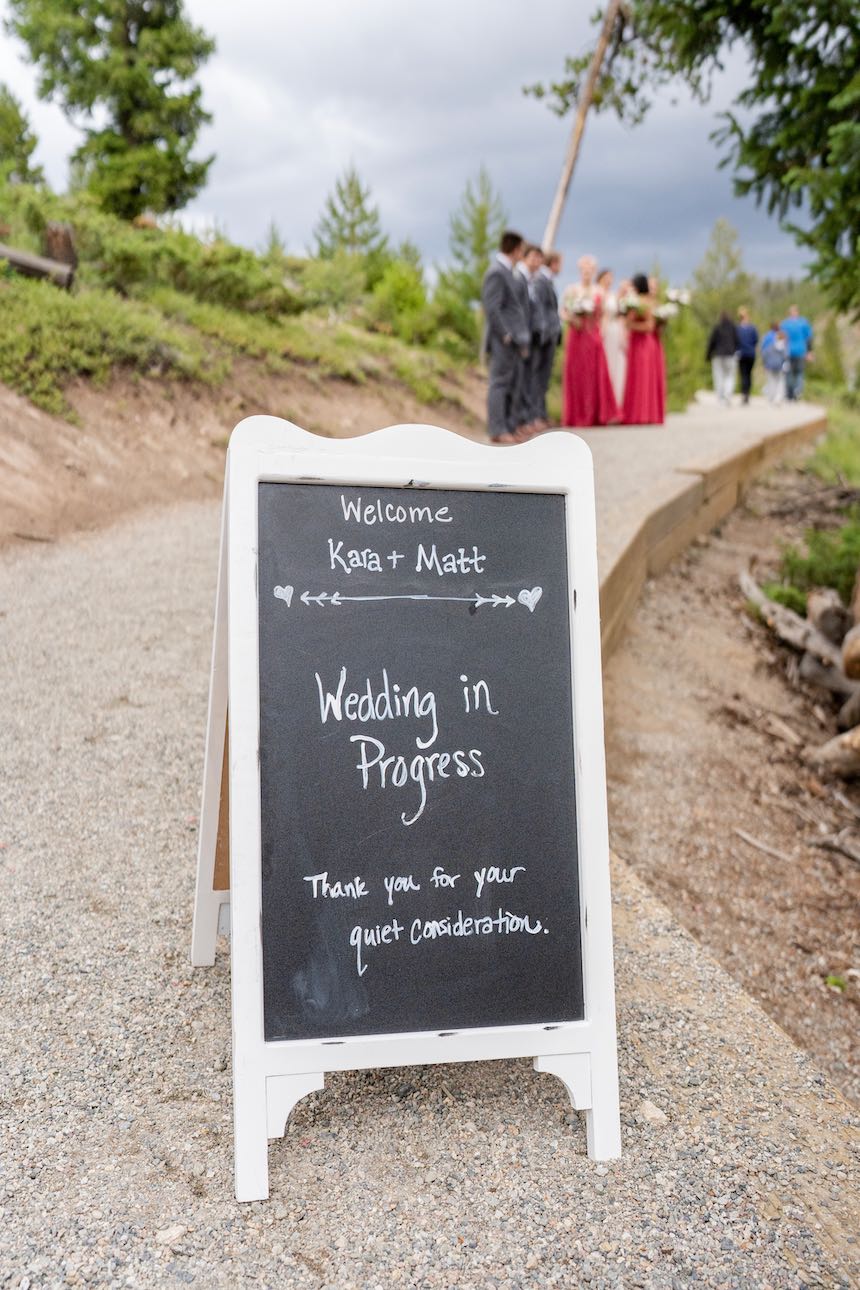 sapphire-point-wedding-sign